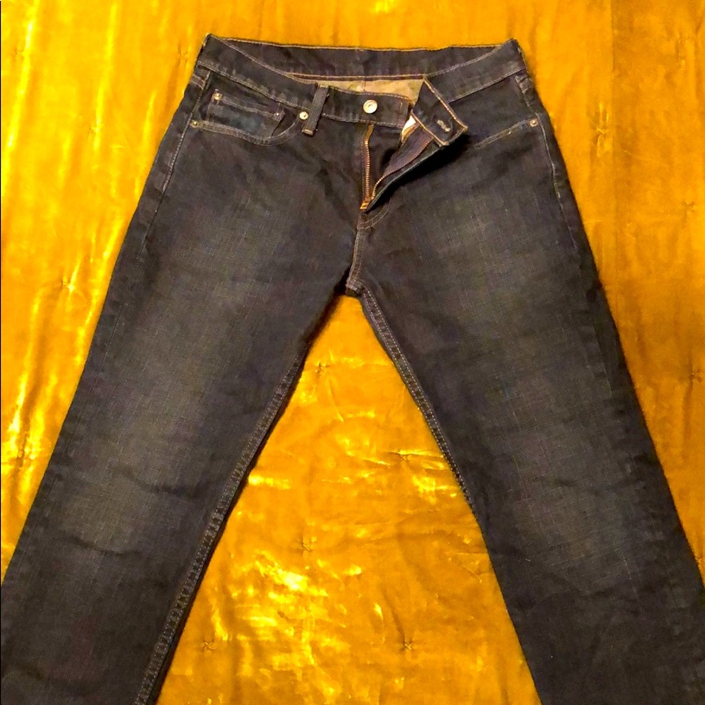 Levi jeans 31x30 straight